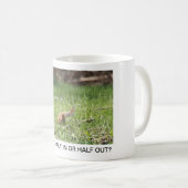 DE HALF VAN DE CHIPMUNK IN OF HALF UIT? KOFFIEMOK (Voorkant rechts)