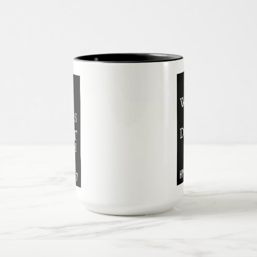 De handen van het wasgoed raken niet het Bijbelcit Mok (Midden)