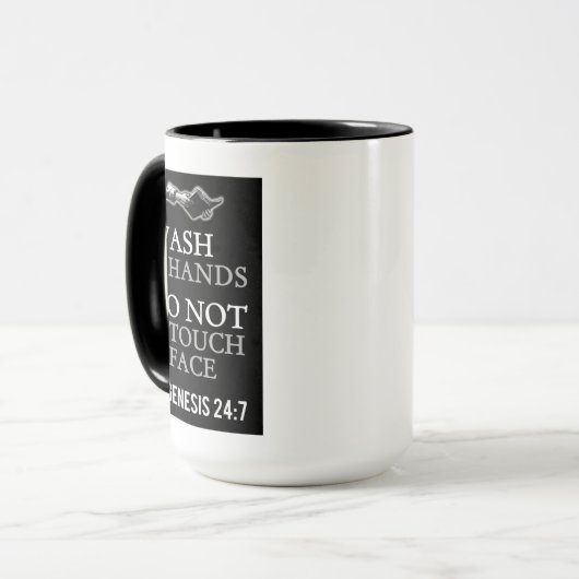 De handen van het wasgoed raken niet het Bijbelcit Mok (Voorkant links)