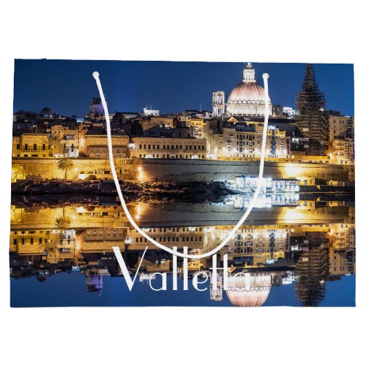 De haven van Valletta in de stad 's nachts Groot Cadeauzakje (Achterkant)