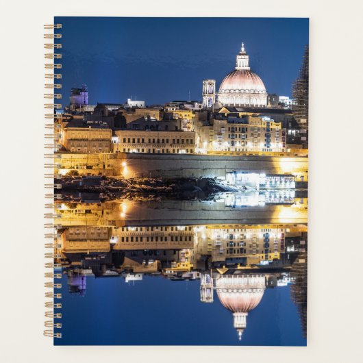 De haven van Valletta in de stad 's nachts Planner (Voorkant)