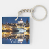 De haven van Valletta in de stad 's nachts Sleutelhanger (Achterkant)