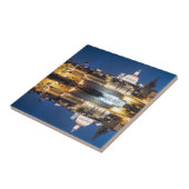 De haven van Valletta in de stad 's nachts Tegeltje (Zijkant)