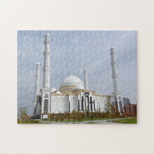 De Hazrat Sultan-moskee in Astana Legpuzzel (Horizontaal)