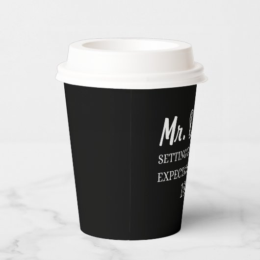 De heer Darcy: onrealistische verwachtingen sinds Papieren Bekers (Rechts)