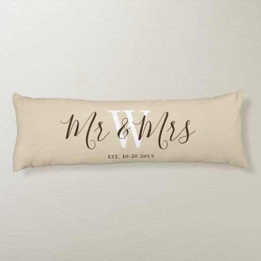 De heer en mevrouw Beige Script Passen getrouwd Mo Lichaamskussen (Achterkant)