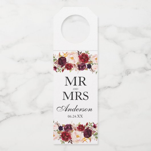De heer en mevrouw Burgundy Floral Waterverf Weddi Flessenhanger (Voorkant)