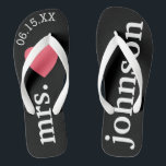 De heer en mevrouw Gepersonaliseerde Honeymoon met Teenslippers<br><div class="desc">Een perfect ontwerp voor een strandbruiloft of voor de huwelijksreis. Verander mevrouw in de heer om een coördinerend paar te maken.</div>