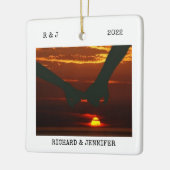 de heer en mevrouw Wedding | Twee gesteunde 2 Foto Keramisch Ornament (Links)