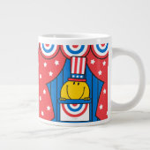 De heer Happy op het podium Grote Koffiekop (Rechts)