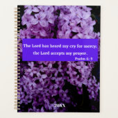 De Heer hoort me Lila Bijbelversie Planner (Voorkant)