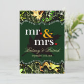 De heer & mevrouw Hunting Camo Green Wedding Invit Kaart (Staand voorkant)