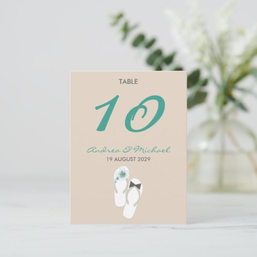 De heer & mevrouw Teenslippers Wedding Table Numbe Briefkaart (Staand voorkant)
