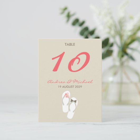 De heer & mevrouw Teenslippers Wedding Table Numbe Briefkaart (Staand voorkant)
