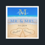 de heer Mrs Beach Wedding Hearts in Sand Monogram Servet<br><div class="desc">Mevrouw Beach Wedding Hearts in zand Family Monogram papieren luiers. Het perfecte gepersonaliseerde cadeau voor een verjaardag of voor nieuwigheden.</div>