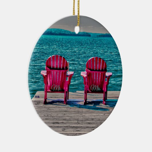 de heer Mrs Blauwgroen Beach Adirondack Chairs Rus Keramisch Ornament (Rechts)