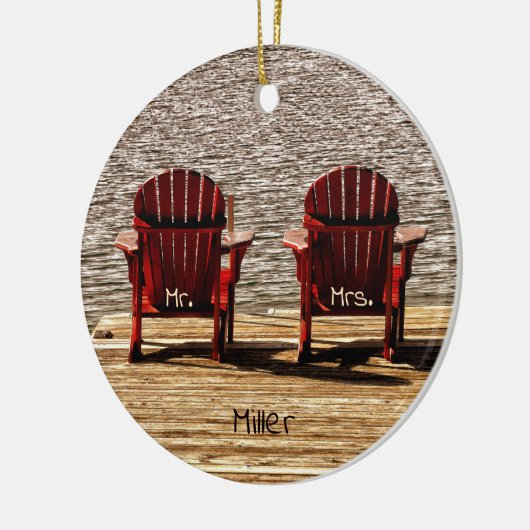 de heer Red Adirondack Beach Chairs Rustic Keramisch Ornament (Links)