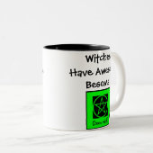 De heksen hebben Besoms Geweldige! Cheeky Mok (Voorkant rechts)