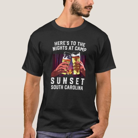 De helden van de nacht bij Camp Sunset Camping Sou T-shirt (Voorkant)