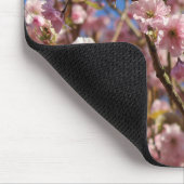 De heldere lentekleur van kersenbloesem muismat (Hoek)