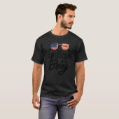 De hele Amerikaanse jongen van 4 juli familie die T-shirt (Voorkant volledig)