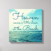 DE HEMEL LIJKT EEN BEETJE DICHTERBIJ HET STRAND CANVAS AFDRUK (Voorkant)
