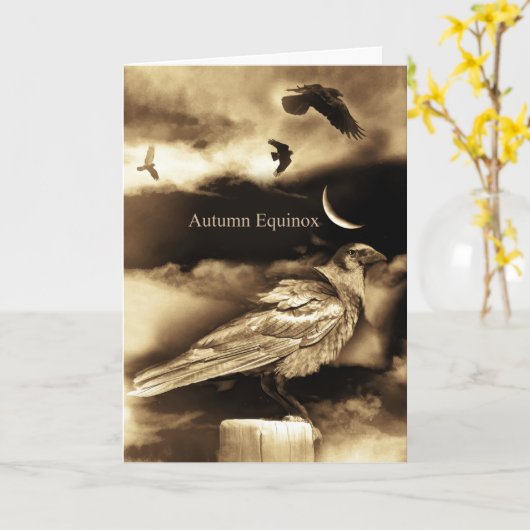 De herfst Equinox met Ravens en Moon Kaart (Gele Bloem)