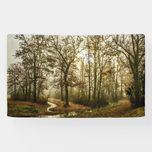 De herfst Fog in het bos Spandoek (Horizontaal)