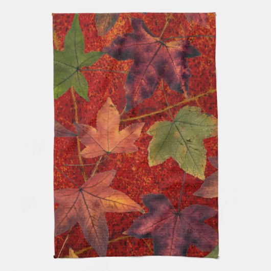 De herfst laat de Herfst de seizoenboom verlaten,  Theedoek (Verticaal)