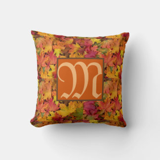 De herfst laat de Naam van het Douane Monogram Omk Kussen