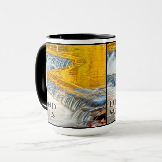 De herfst lekt in de Herfsten van Bond Michigan Mok (Voorkant links)