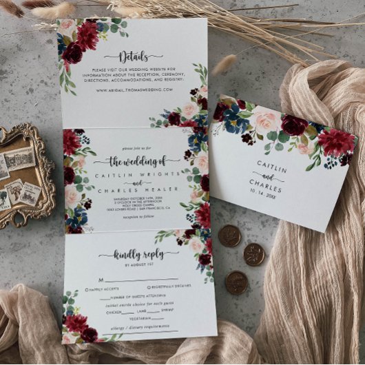 De herfst Rustic Burgundy Calligraphy Wedding of Drieluik Uitnodiging