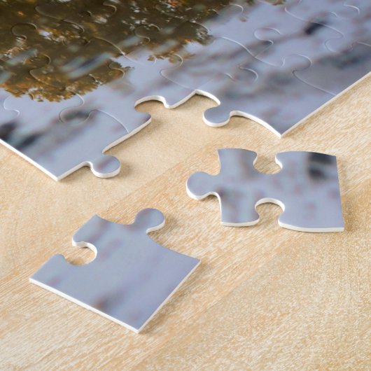 De herfstreflecties in een Natuur van de puddle Legpuzzel (Zijkant)