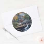 De historische rist Mill op Glade Creek Ronde Sticker (Envelop)