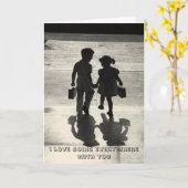 De holdingshanden van het Wenskaart van de Liefde Kaart (Gele Bloem)