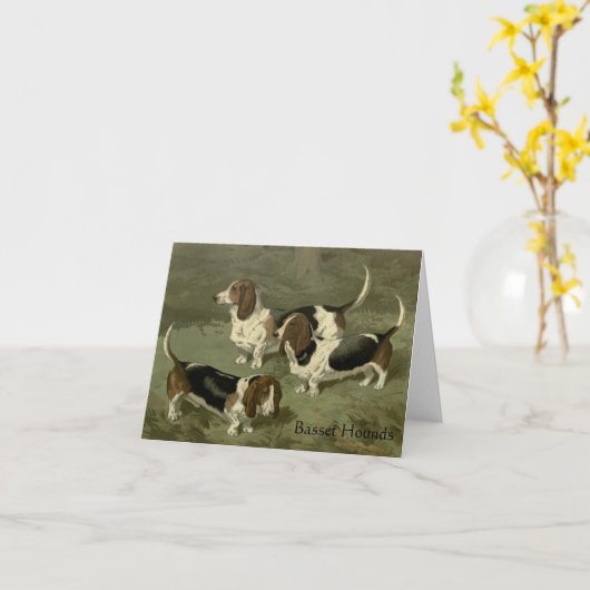 De hondenserie Wenskaart - Basset Hounds Kaart (Gele Bloem)