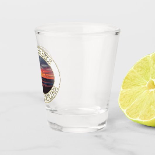 De hoofdplaats is Kat Hawk, North Carolina Shot Glas (Rechts)