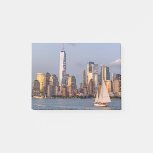 De hoofdplaats is Lower Manhattan. Post-it® Notes (Voorkant)
