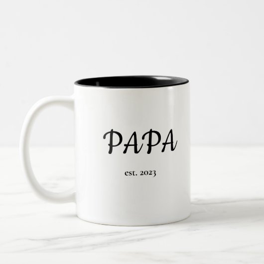 De hoofdplaats is Vaderdag Papa Est. Datum met kin Tweekleurige Koffiemok (Links)