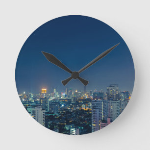 De horizon van Bangkok bij nachtpanorama Ronde Klok