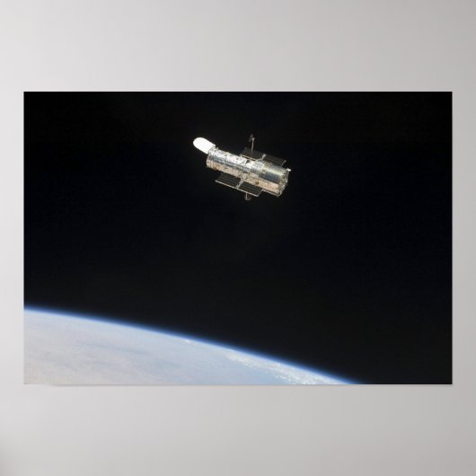 De Hubble Ruimtetelescoop in een baan boven Aarde Poster (Voorkant)