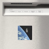 De Hubble Ruimtetelescoop met een blauwe aarde Magneet (Insitu (Vaatwasser))