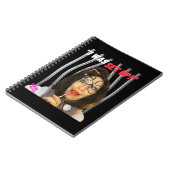 De hulp van de lijn Melissa steunt een Kleine Sche Notitieboek (Linkerzijde)