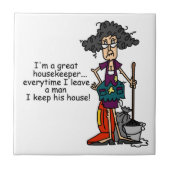 De Humor van de huishoudster Tegeltje (Voorkant)