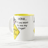 De Humor van de Woede van de weg Tweekleurige Koffiemok (Voorkant links)