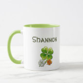 De Ieren. Tricolor Shamrocks Custom Name Mok (Links)