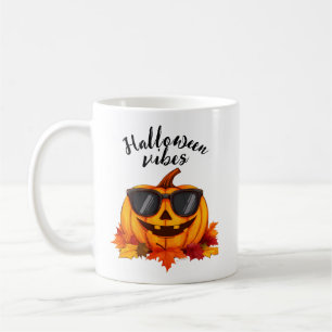 De illustratie toont een Halloween scène gevuld Koffiemok