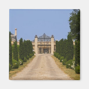 De imponerende ingang van Chateau Haut Sarpe, de Magneet