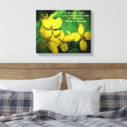 De Inspirerend Bloemen van het Citaat van het leve Canvas Afdruk (Insitu (Slaapkamer))