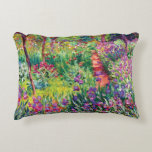De Iris Garden van Claude Monet Decoratief Kussen<br><div class="desc">De Iris Garden van Claude Monet. Bezoek mijn winkel voor een interessanter ontwerp en meer keuze voor kleuren => zazzle.com/colorfulworld*</div>